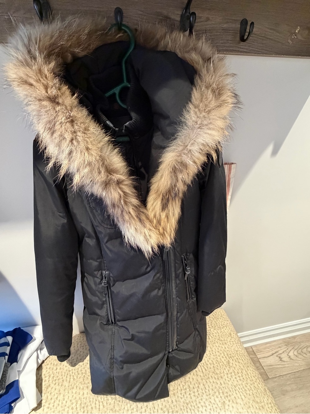 Atilier Noir by Rudsak Women's Black Parka Coat with Fur Trim